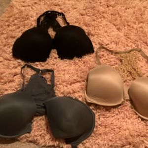 Victorias Secret bra bundle! 3 lace back, front clasp bras. Size 36DDD